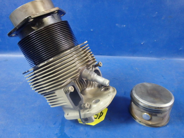 641917 Continental O-200A - Cylinder With Vales Springs W/ Piston Valves (Old style-Steel Bore)